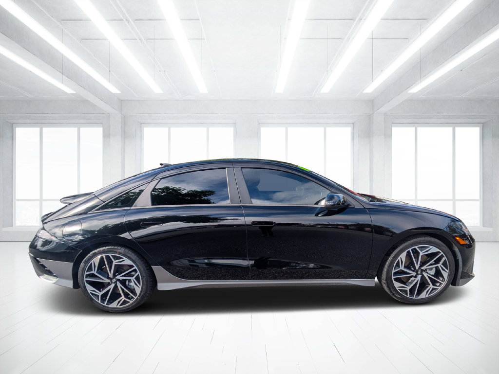 Used 2023 Hyundai Ioniq 6 SEL w/ Cargo Package RWD image 2