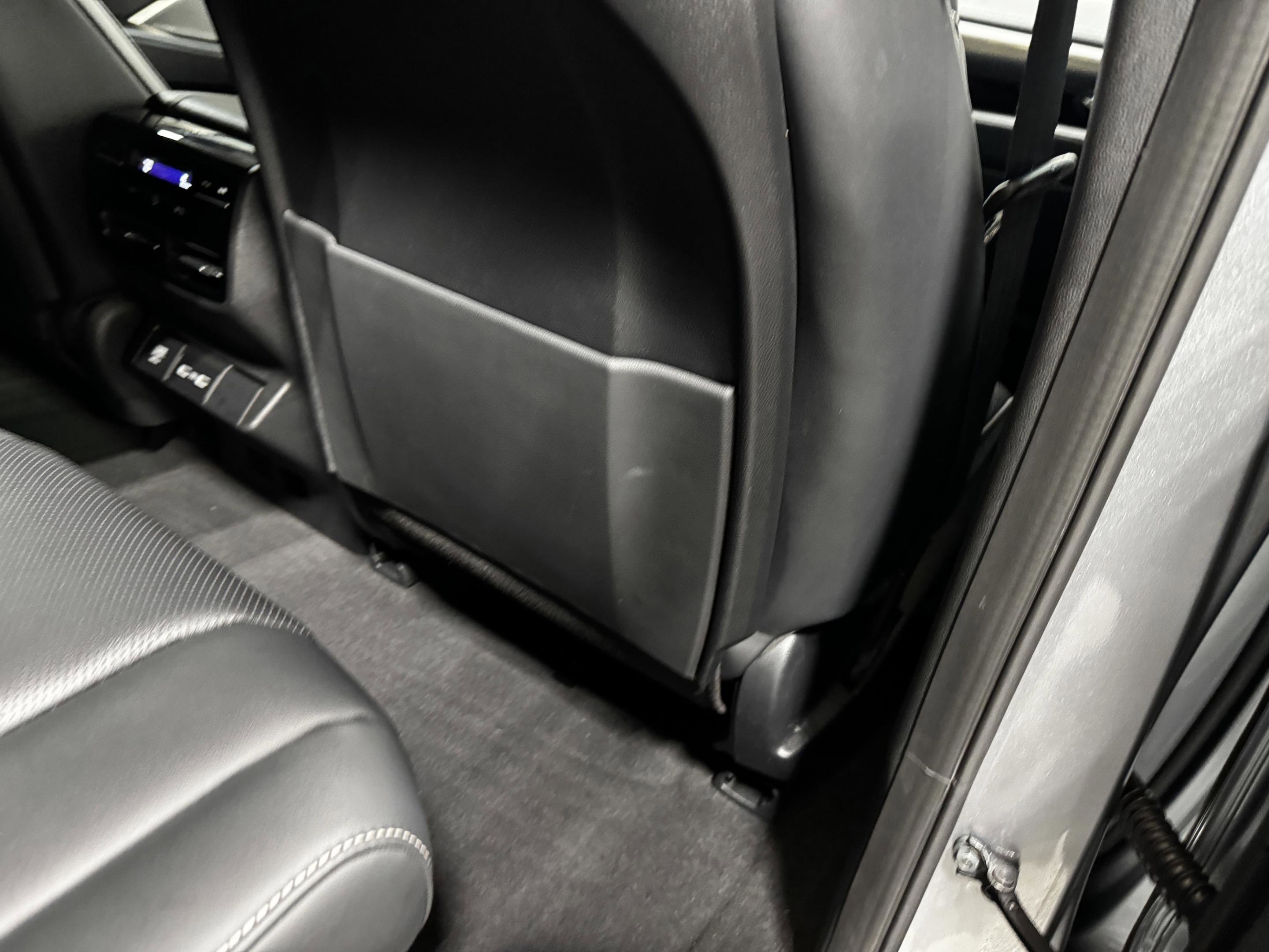 Certified 2023 Acura MDX FWD w/ Technology Package image 40