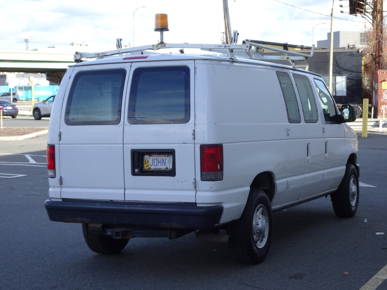 Used 2014 Ford E-250 and Econoline 250 E-250 Recreational w/ Power Group image 7