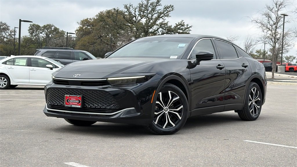 Used 2023 Toyota Crown Limited image 44