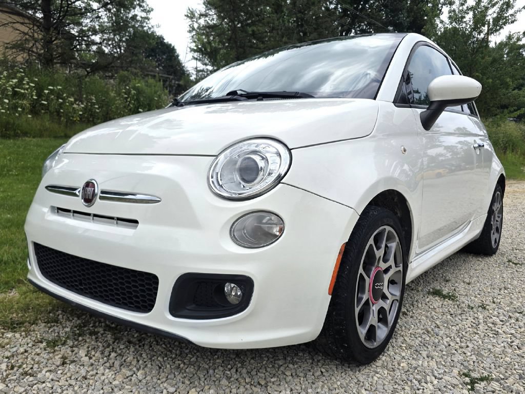 Used 2015 FIAT 500 Sport w/ Comfort/Convenience Group FWD image 6