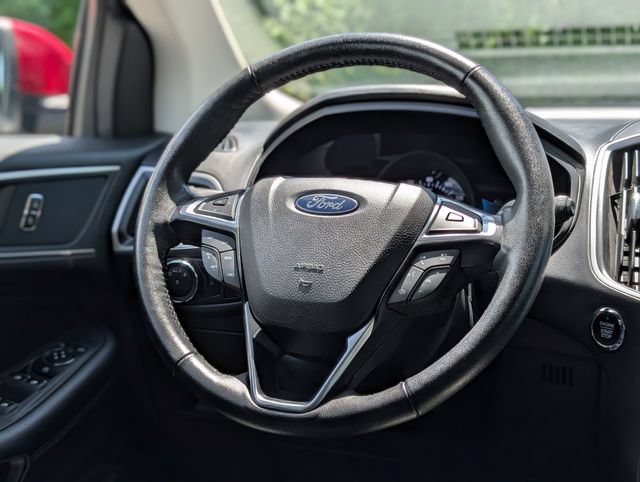 Used 2023 Ford Edge SEL AWD/4WD image 14