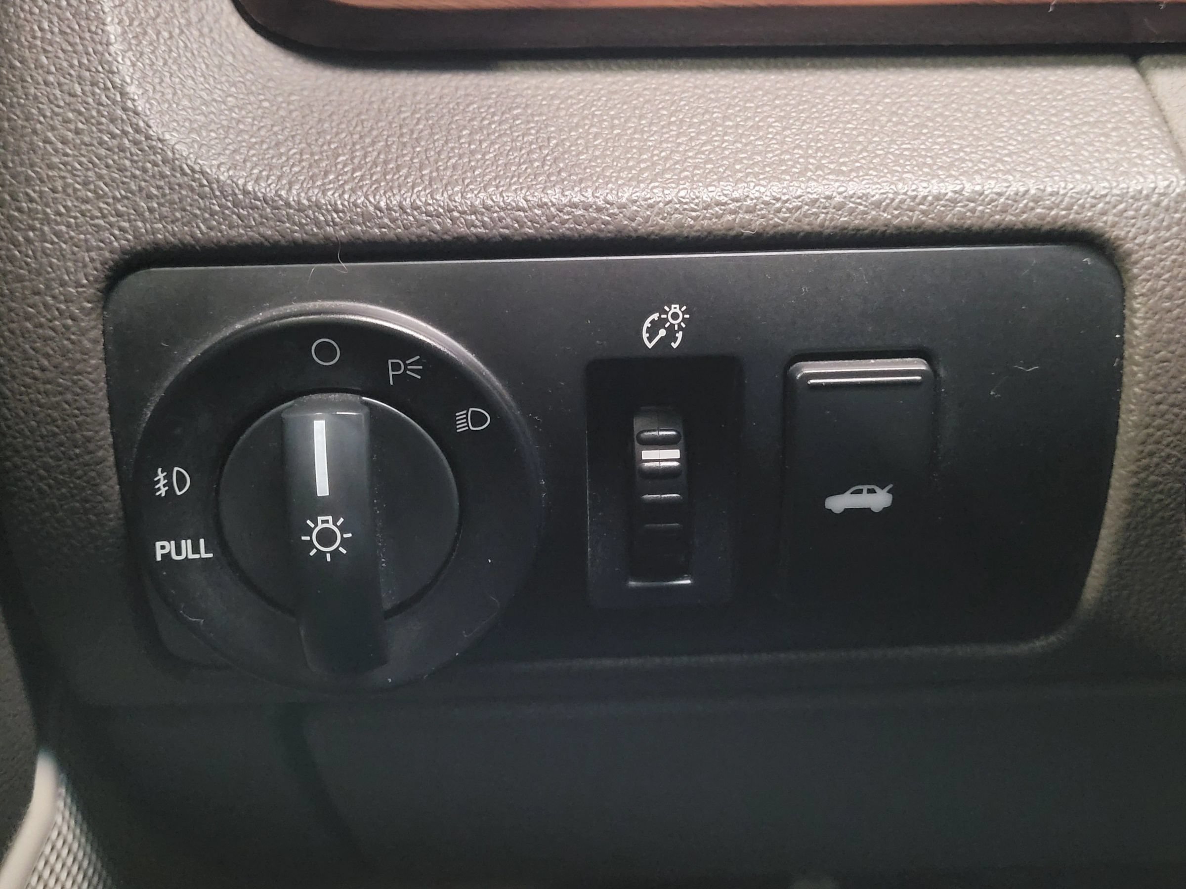 Used 2008 Ford Taurus SEL AWD/4WD image 32