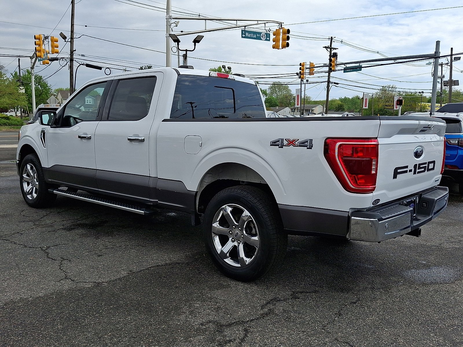 Certified 2023 Ford F150 XLT w/ Equipment Group 302A High AWD/4WD image 4