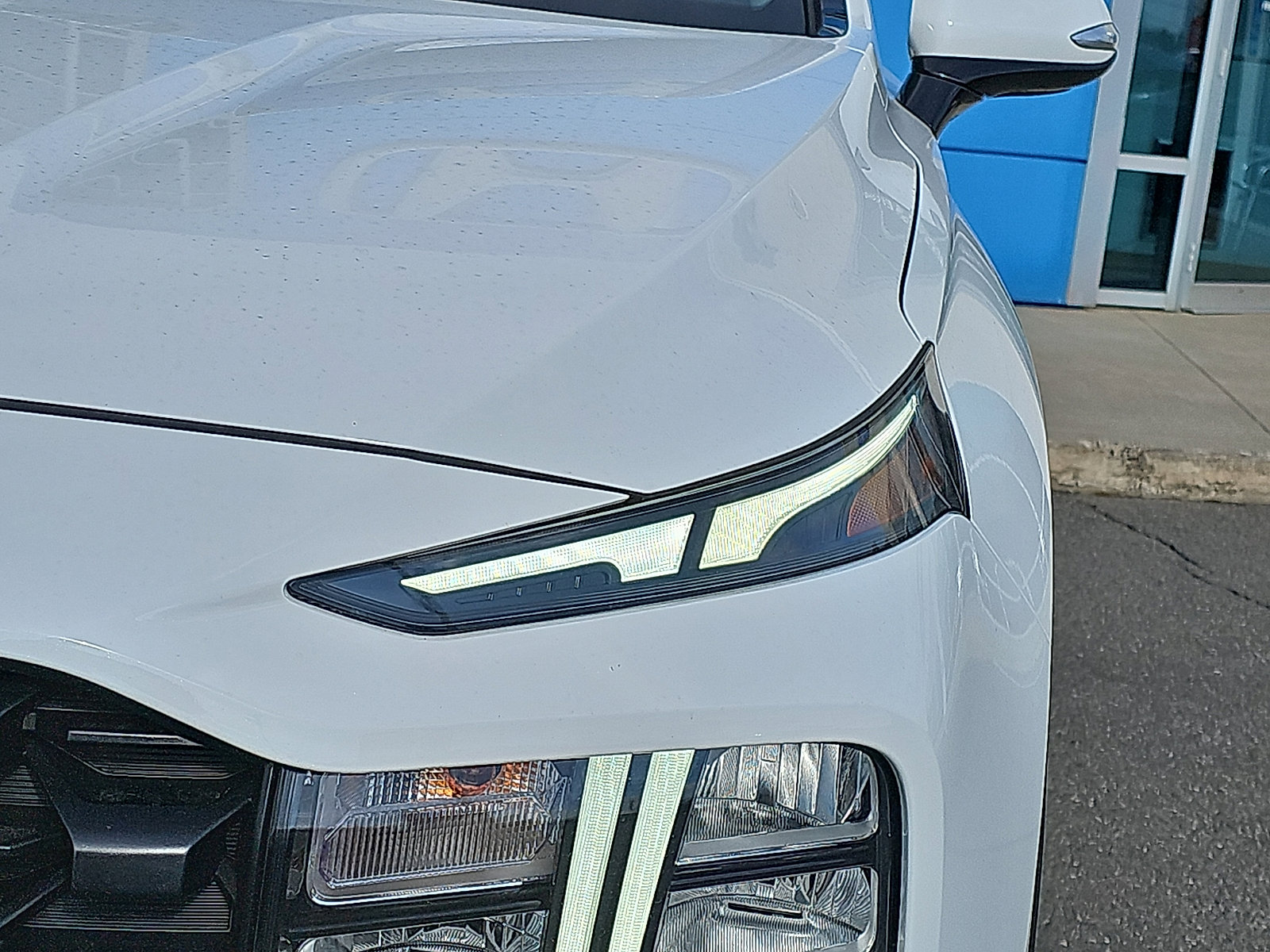 Used 2023 Hyundai Santa Fe SEL image 9