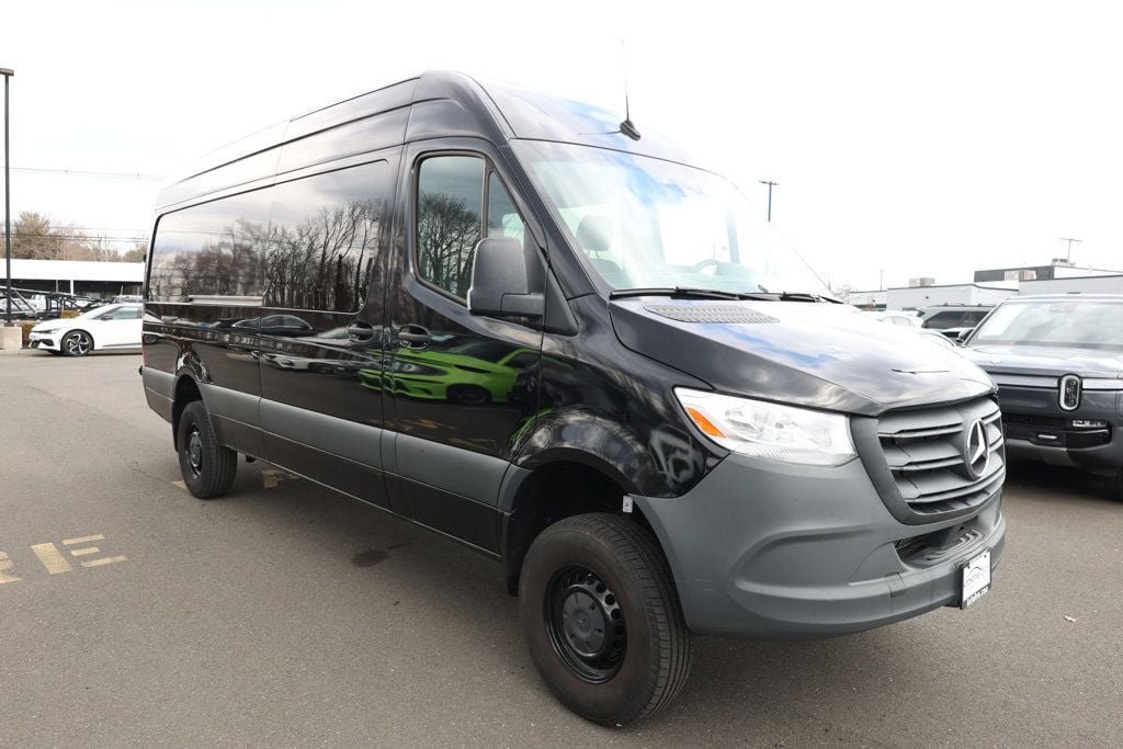 Used 2023 Mercedes-Benz Sprinter 2500 w/ Acoustic Package image 7