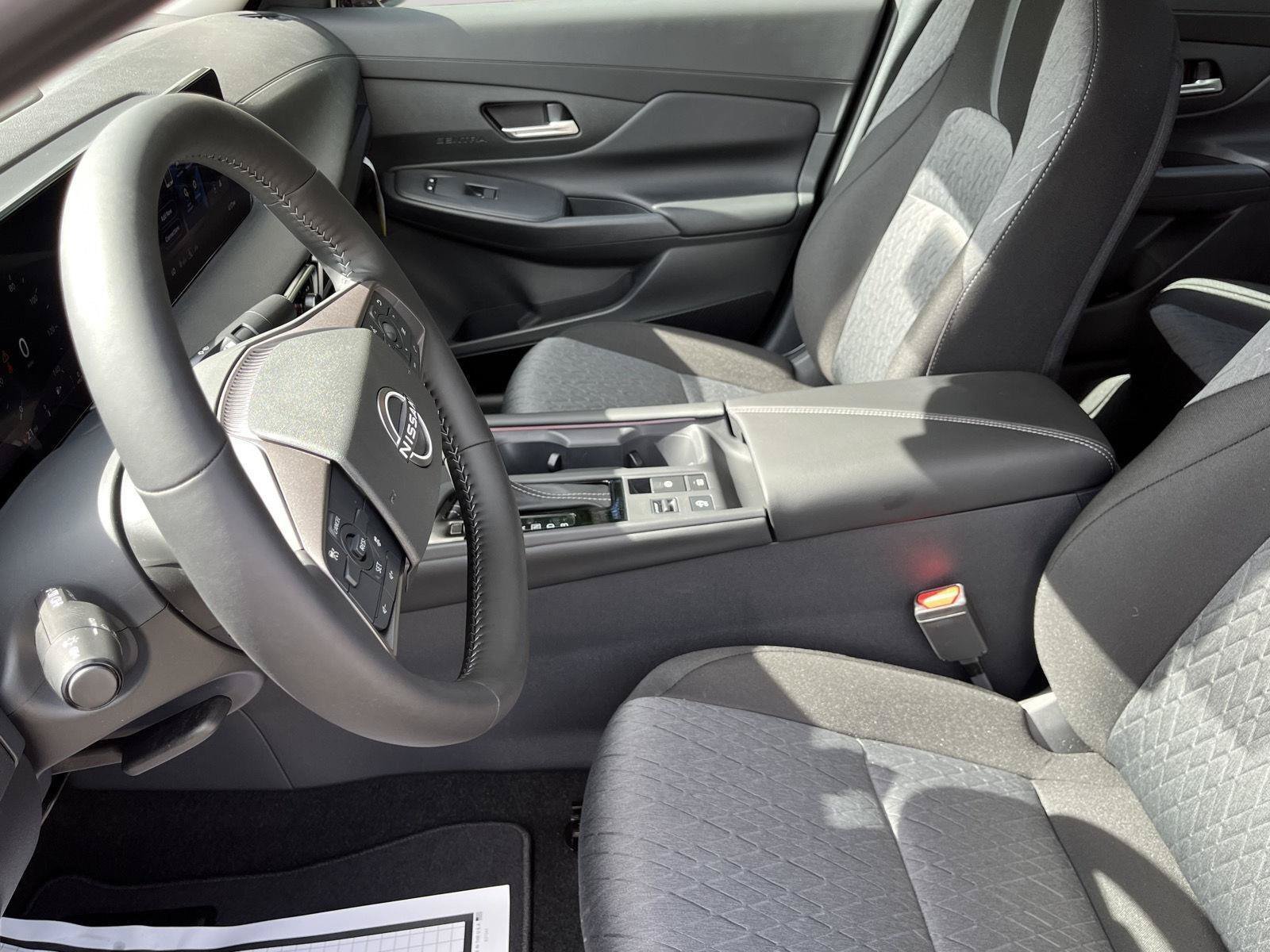 New 2026 Nissan Sentra SV w/ SV Convenience Package FWD image 25