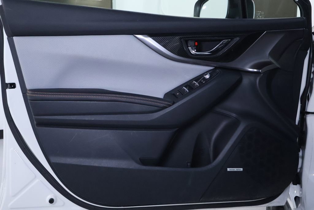 Used 2018 Subaru Crosstrek 2.0i Limited image 13