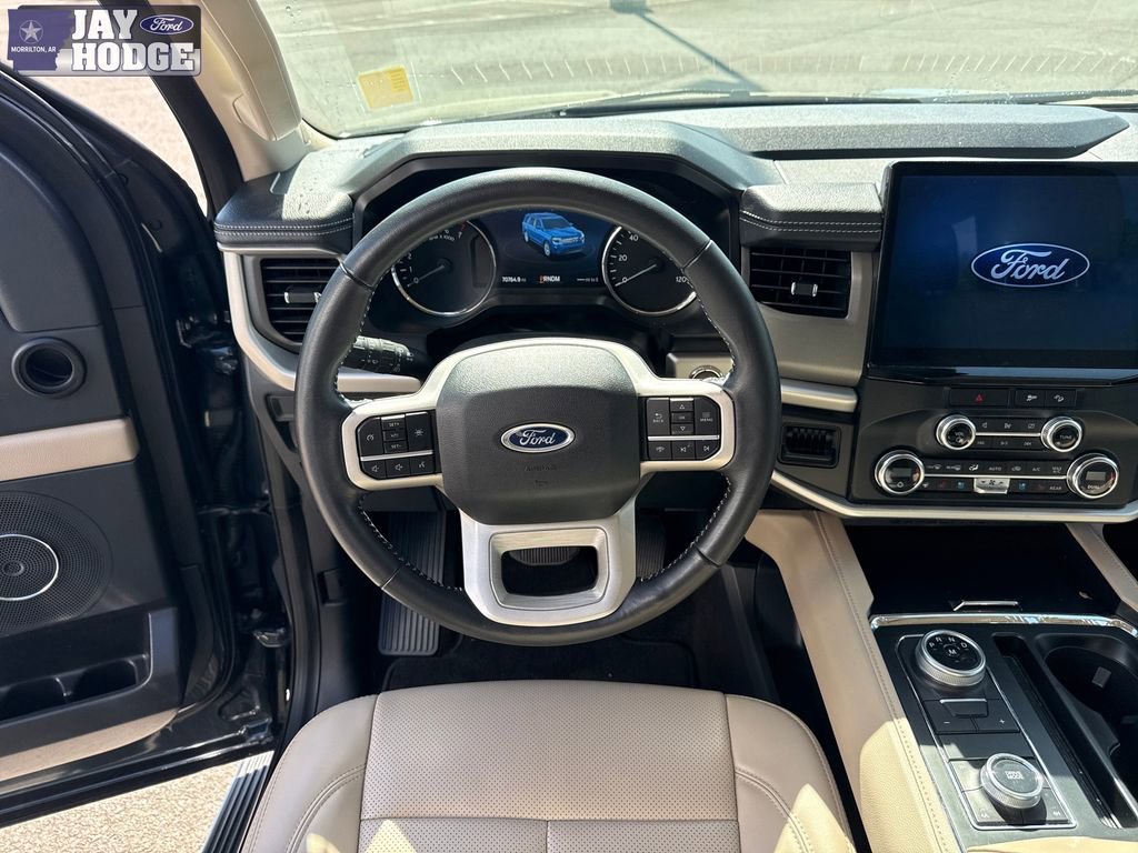 Used 2022 Ford Expedition XLT AWD/4WD image 16