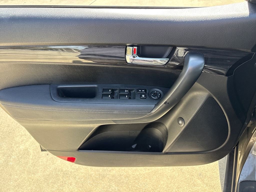 Used 2013 Kia Sorento EX image 15