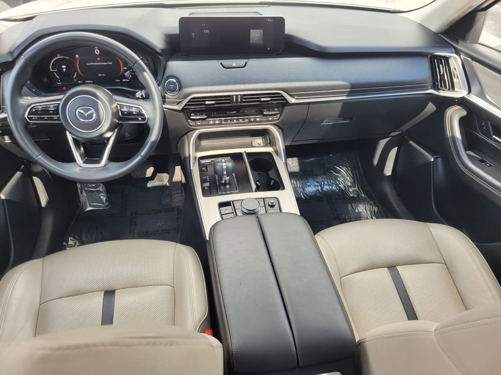 Certified 2024 MAZDA CX-90 Plug-In Hybrid w/ Preferred AWD/4WD image 10