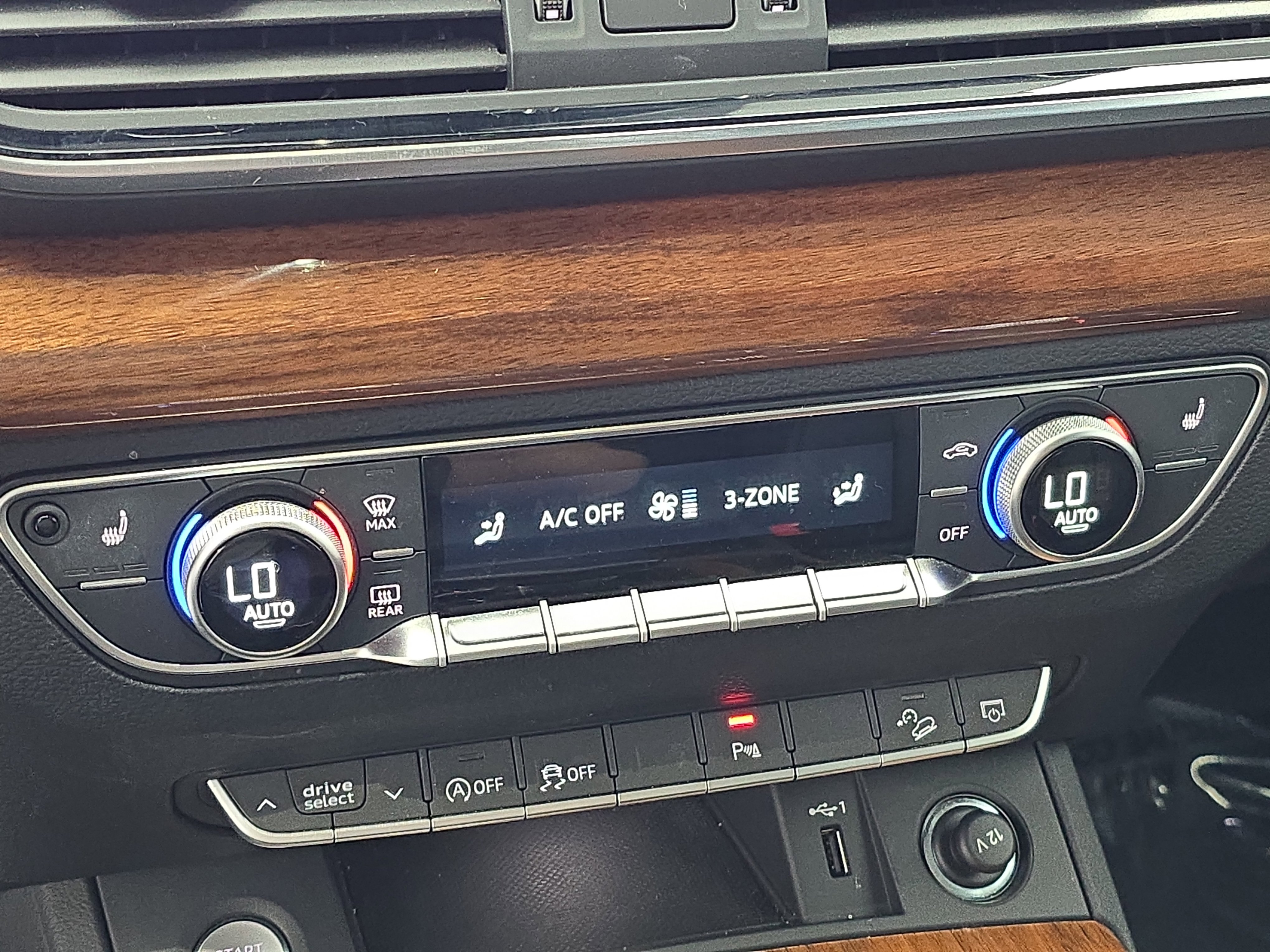 Used 2023 Audi Q5 2.0T Premium w/ Convenience Package image 24