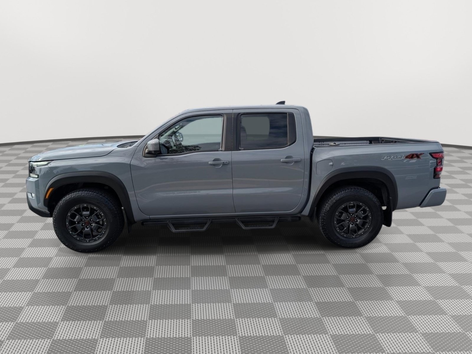 Used 2023 Nissan Frontier PRO-4X w/ Pro-4X Premium Package AWD/4WD image 2