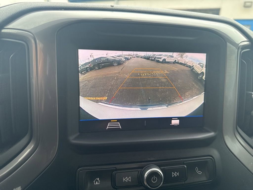 Used 2023 GMC Sierra 3500 Pro w/ Convenience Package AWD/4WD image 5