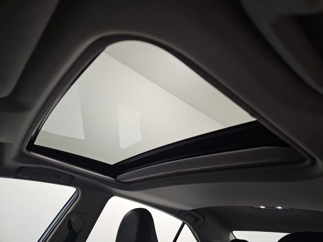 Certified 2023 Toyota Camry SE w/ Convenience Package image 29