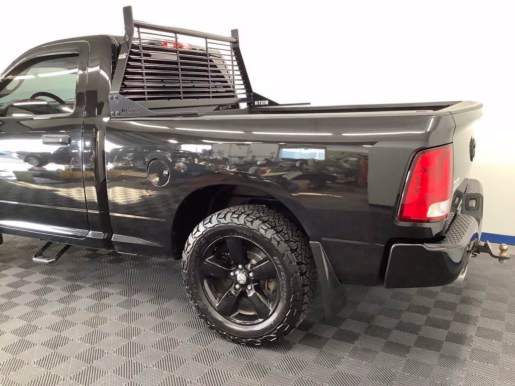Used 2015 RAM 1500 Express AWD/4WD image 4