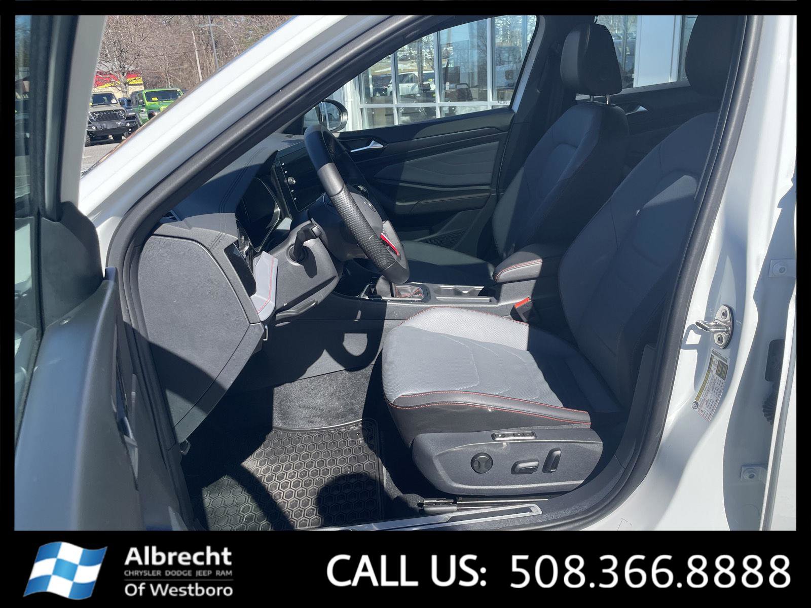 Used 2025 Volkswagen Jetta GLI Autobahn image 10