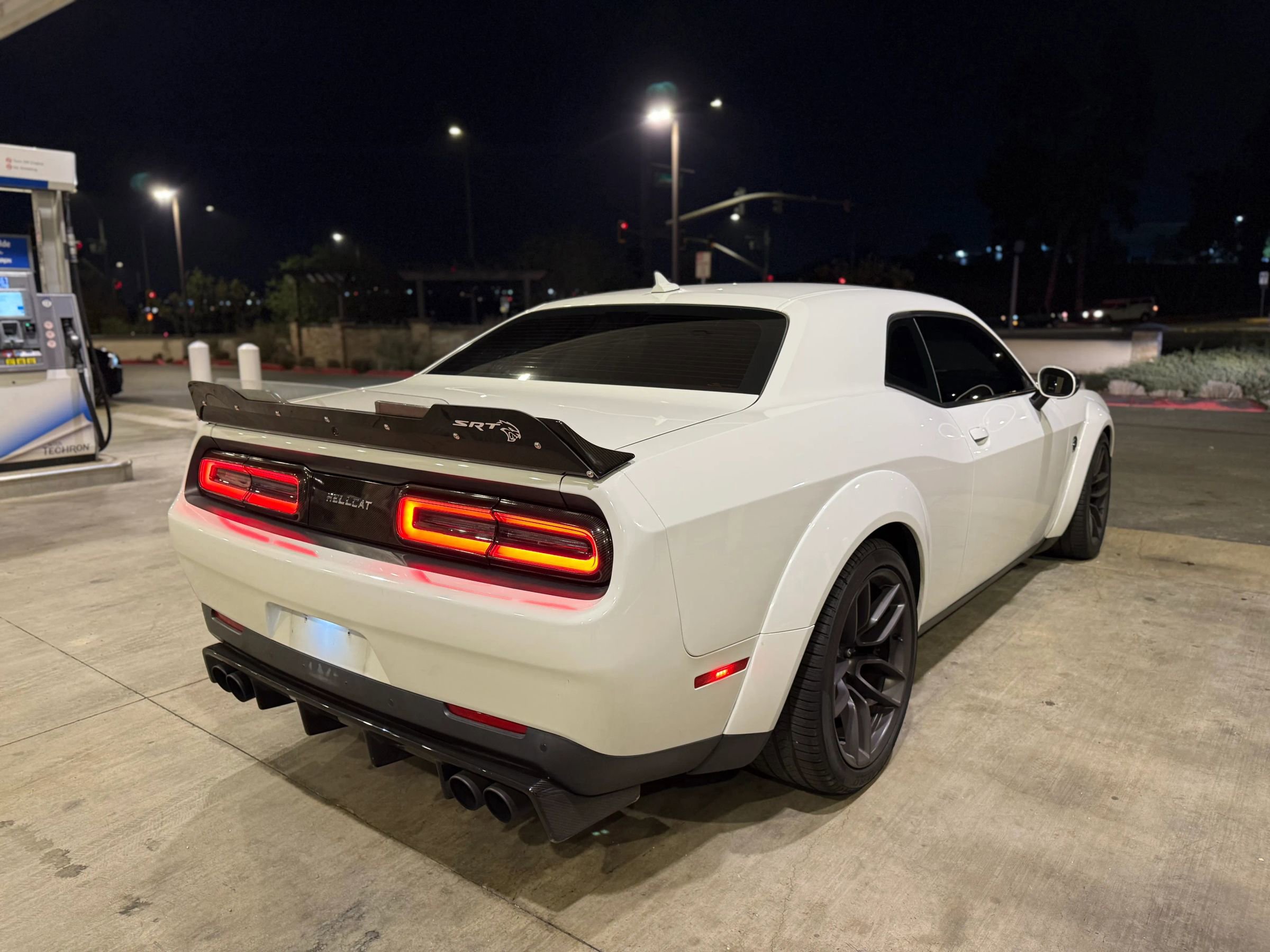 Used 2019 Dodge Challenger SRT Hellcat w/ Widebody Package image 7