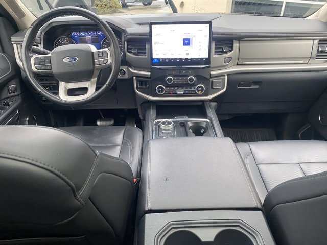 Used 2023 Ford Expedition XLT image 36