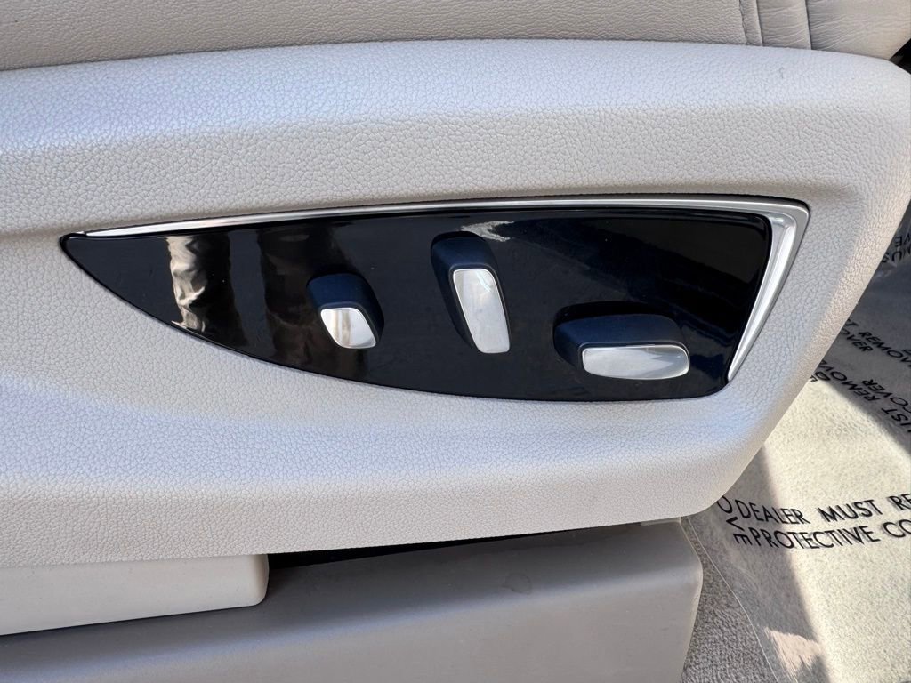 Used 2019 Cadillac Escalade Luxury image 26