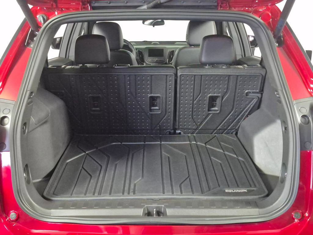 Certified 2023 Chevrolet Equinox RS w/ LPO, Floor Liner Package image 24