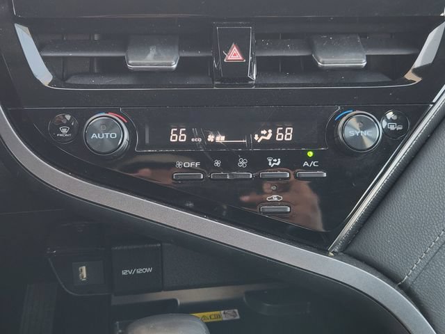 Used 2024 Toyota Camry XSE FWD image 17