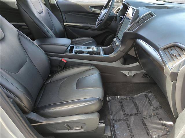 Used 2022 Ford Edge Titanium w/ Equipment Group 301A image 20