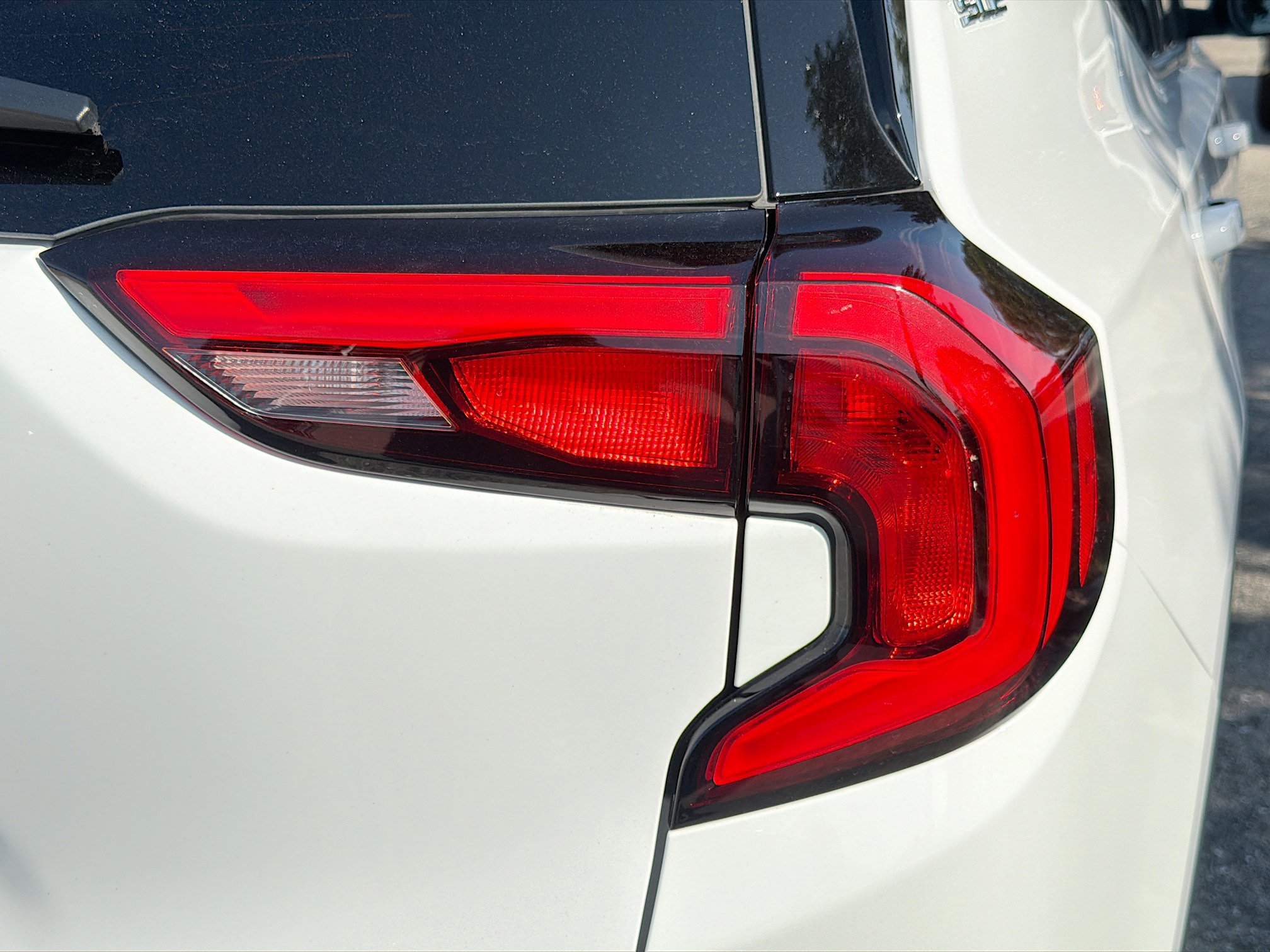 Used 2020 GMC Terrain SLE image 11