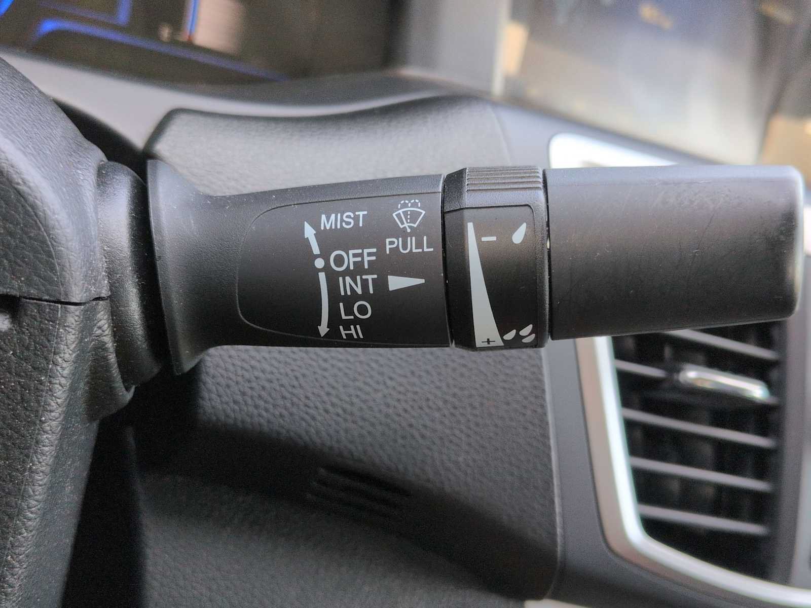 Used 2015 Honda Accord Hybrid Sedan image 26