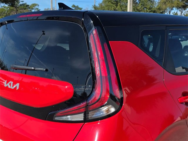 Used 2025 Kia Soul EX image 7