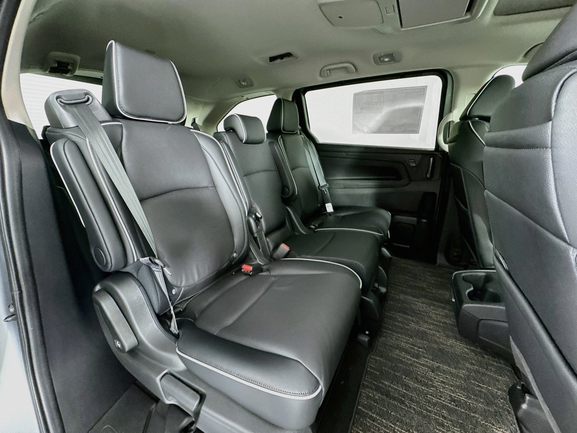 New 2027 Honda Odyssey Touring image 30