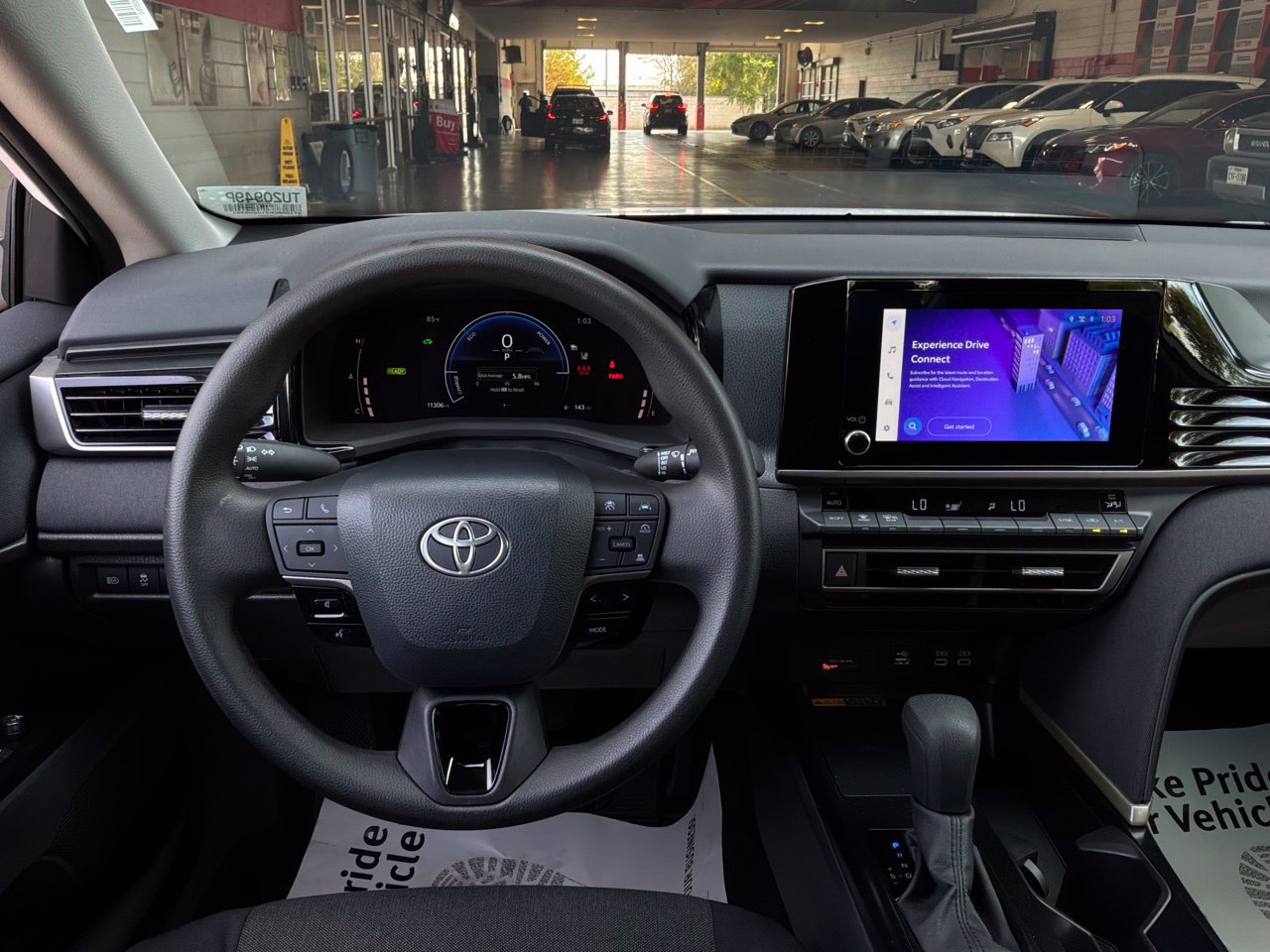 Used 2025 Toyota Camry LE FWD image 10