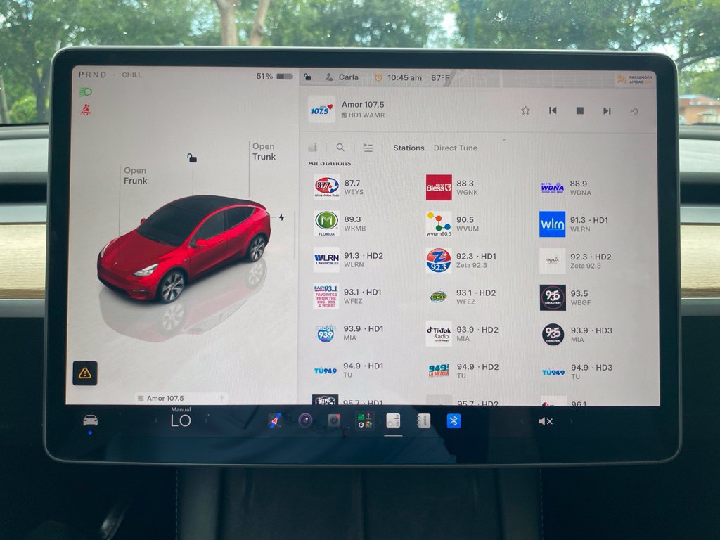 Used 2024 Tesla Model Y Long Range AWD/4WD image 31