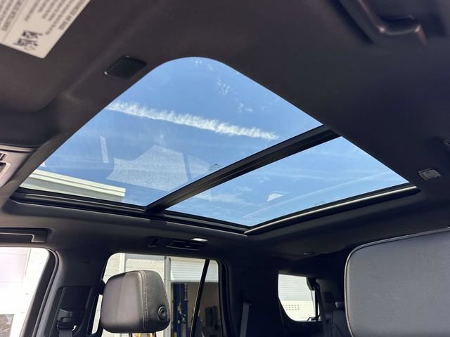 Certified 2022 Chevrolet Tahoe RST w/ Luxury Package AWD/4WD image 14