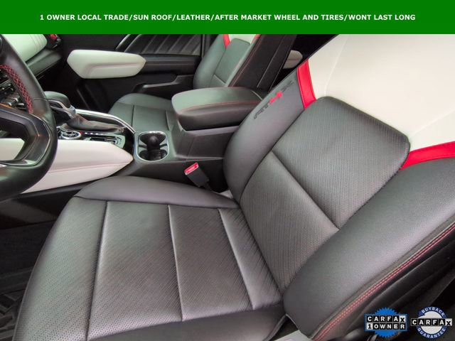 Used 2023 GMC Canyon AT4X image 2