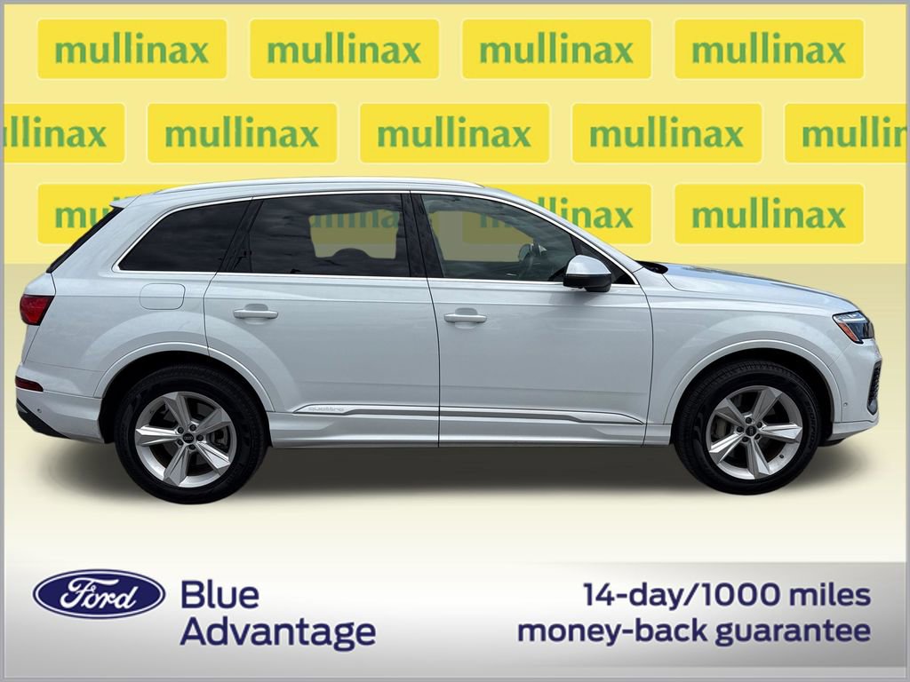Used 2025 Audi Q7 2.0T Premium w/ Convenience Package image 2