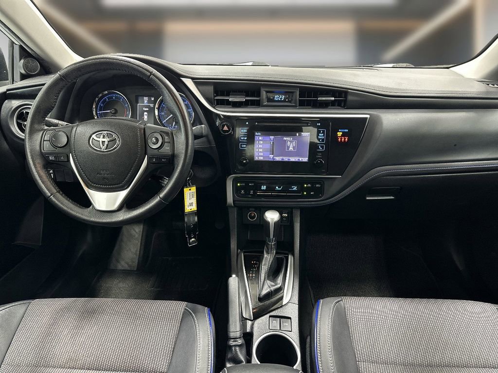 Used 2019 Toyota Corolla SE w/ Carpet Mat Package (TMS) image 10