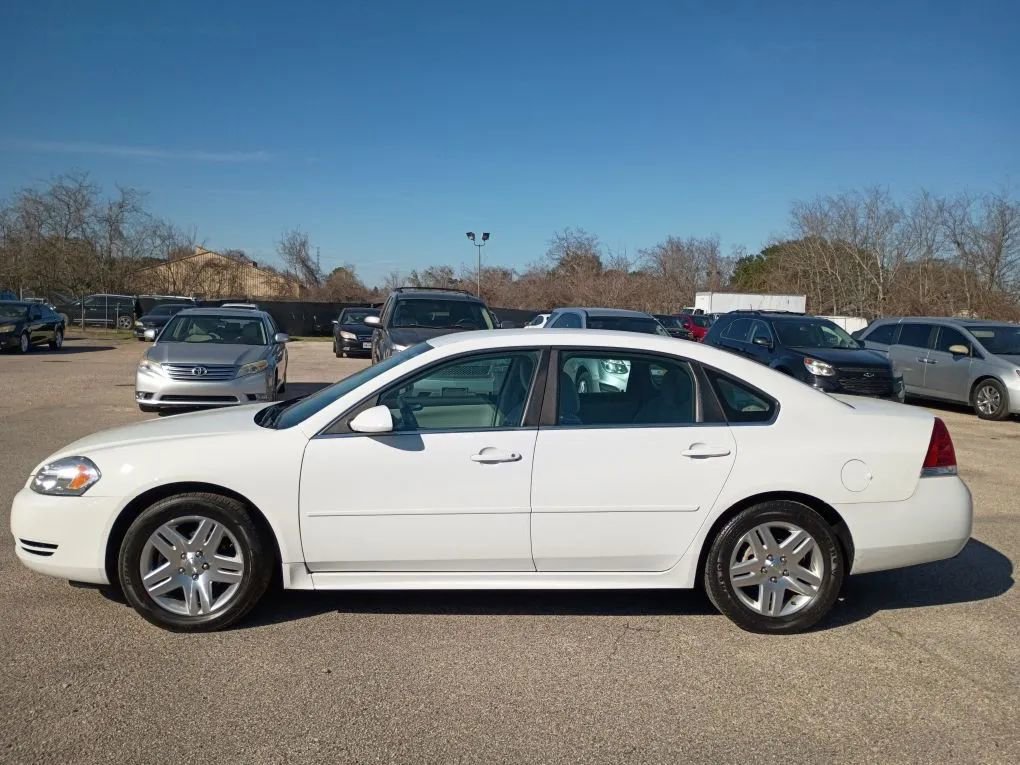 Used 2012 Chevrolet Impala LT image 2