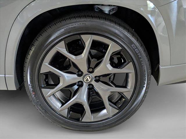 New 2026 Lexus TX 500h AWD image 9