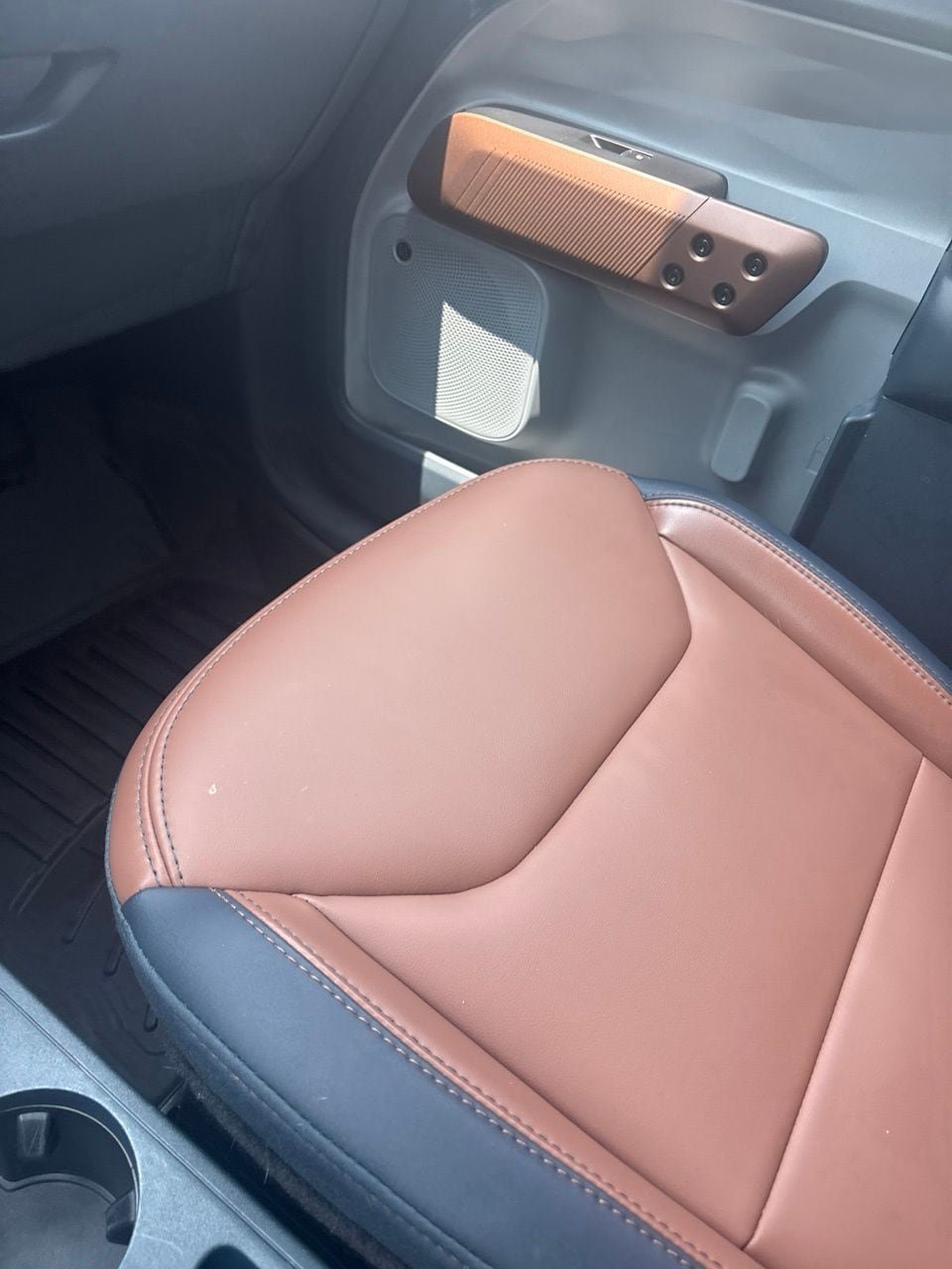 Used 2024 Ford Maverick Lariat FWD image 12
