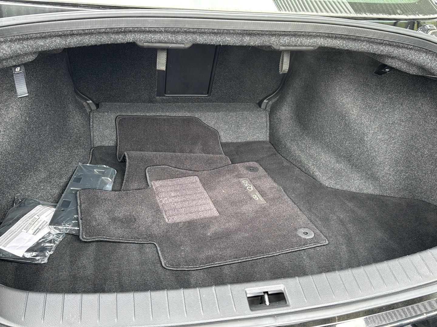 Used 2023 INFINITI Q50 Luxe w/ Cargo Package image 30