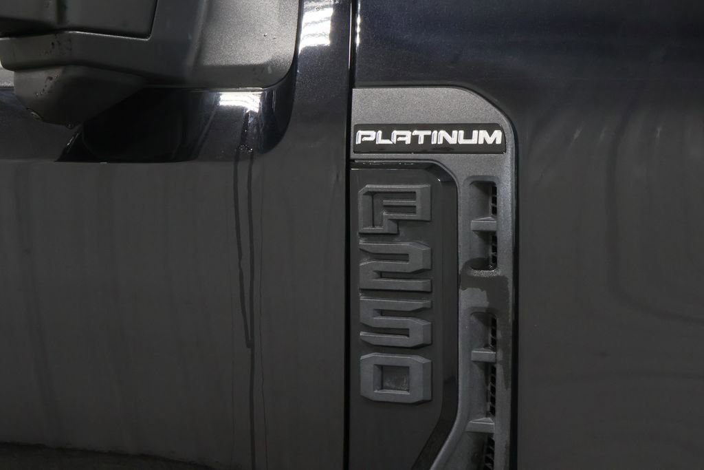 Used 2025 Ford F250 Platinum image 36