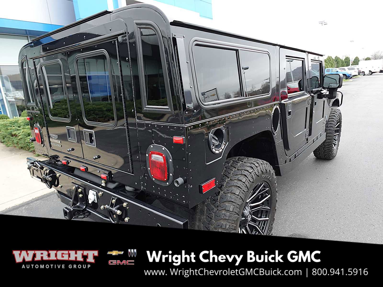 Used 2002 HUMMER H1 4-Door Wagon image 3