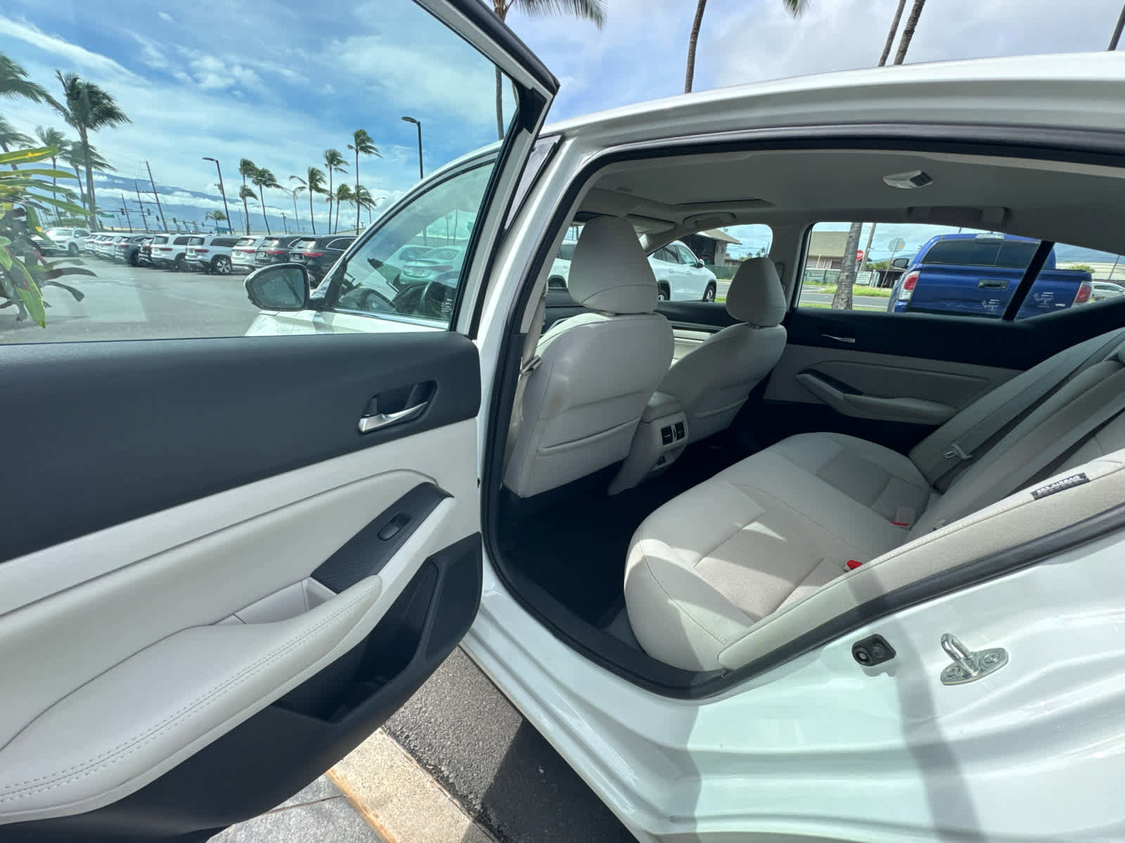 Used 2019 Nissan Altima 2.5 SV image 13