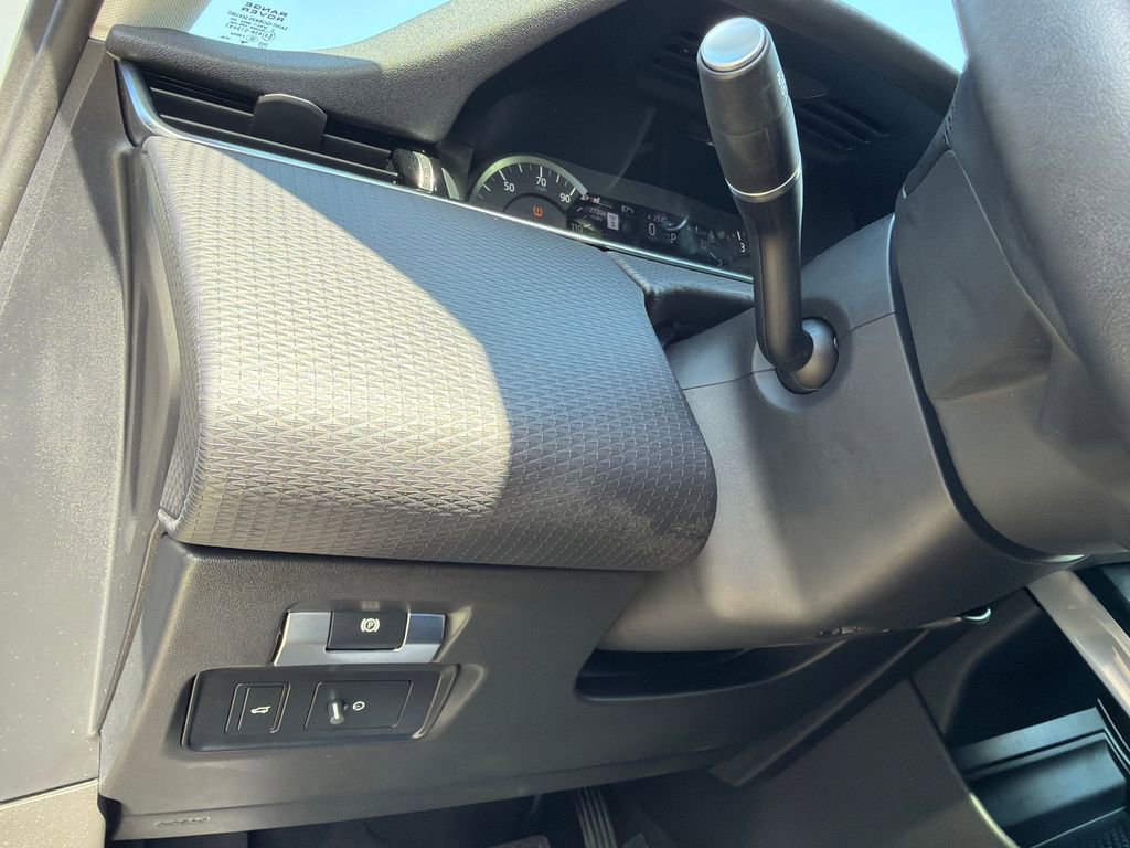 Used 2023 Land Rover Range Rover Evoque S AWD/4WD image 34