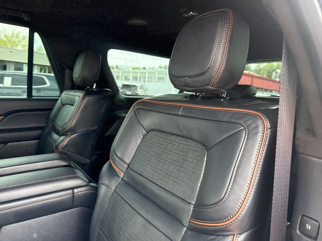 Certified 2024 Lincoln Navigator L Black Label AWD/4WD image 19