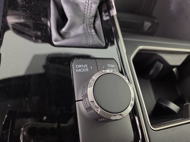 New 2026 Toyota Tundra SR5 w/ SR5 Convenience Package RWD image 27