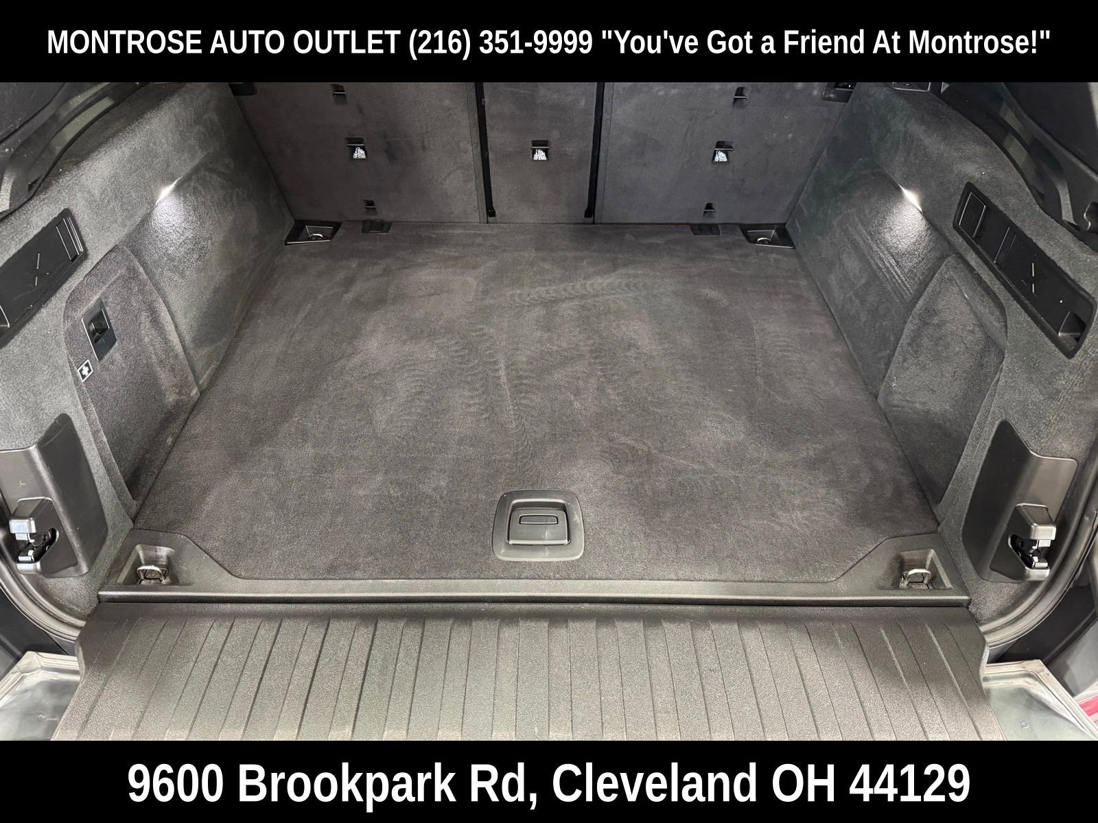 Used 2024 BMW X5 xDrive40i w/ Premium Package image 46