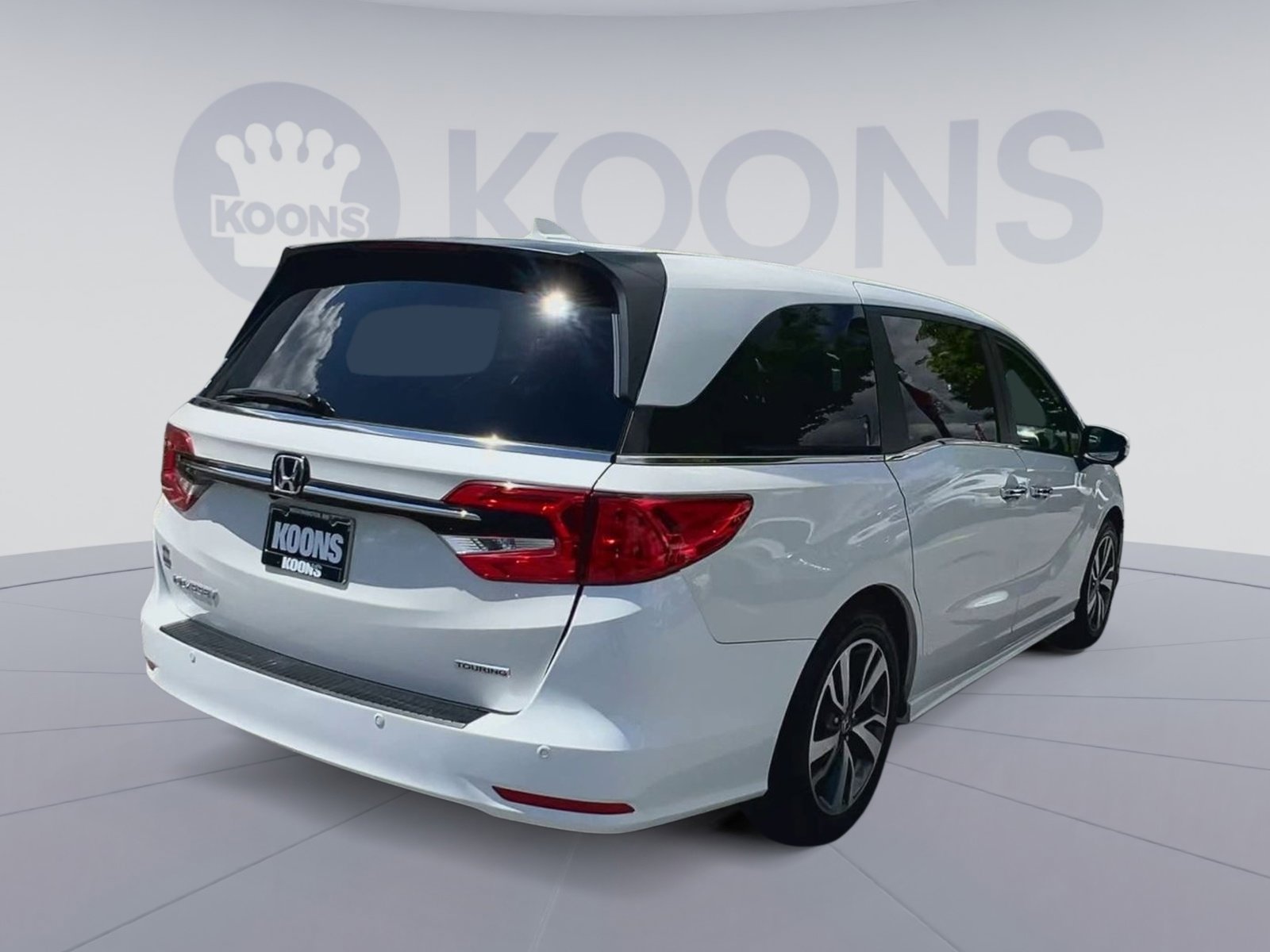 Used 2023 Honda Odyssey Touring image 11