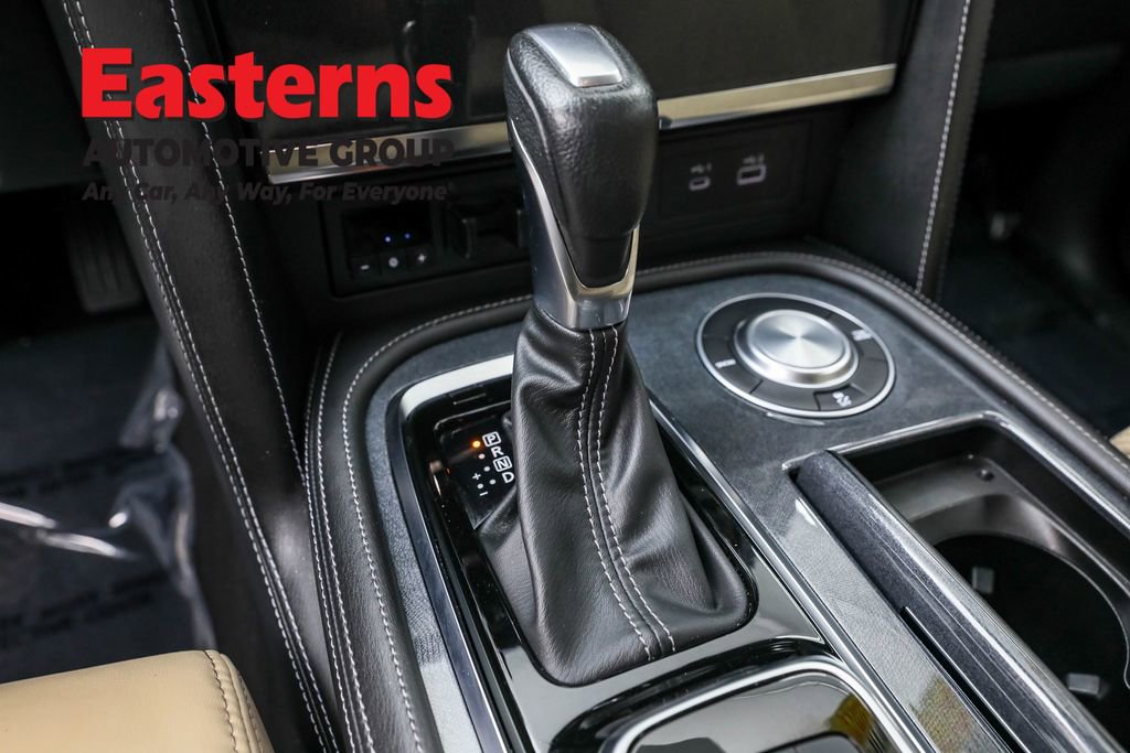 Used 2024 Nissan Armada SV image 12